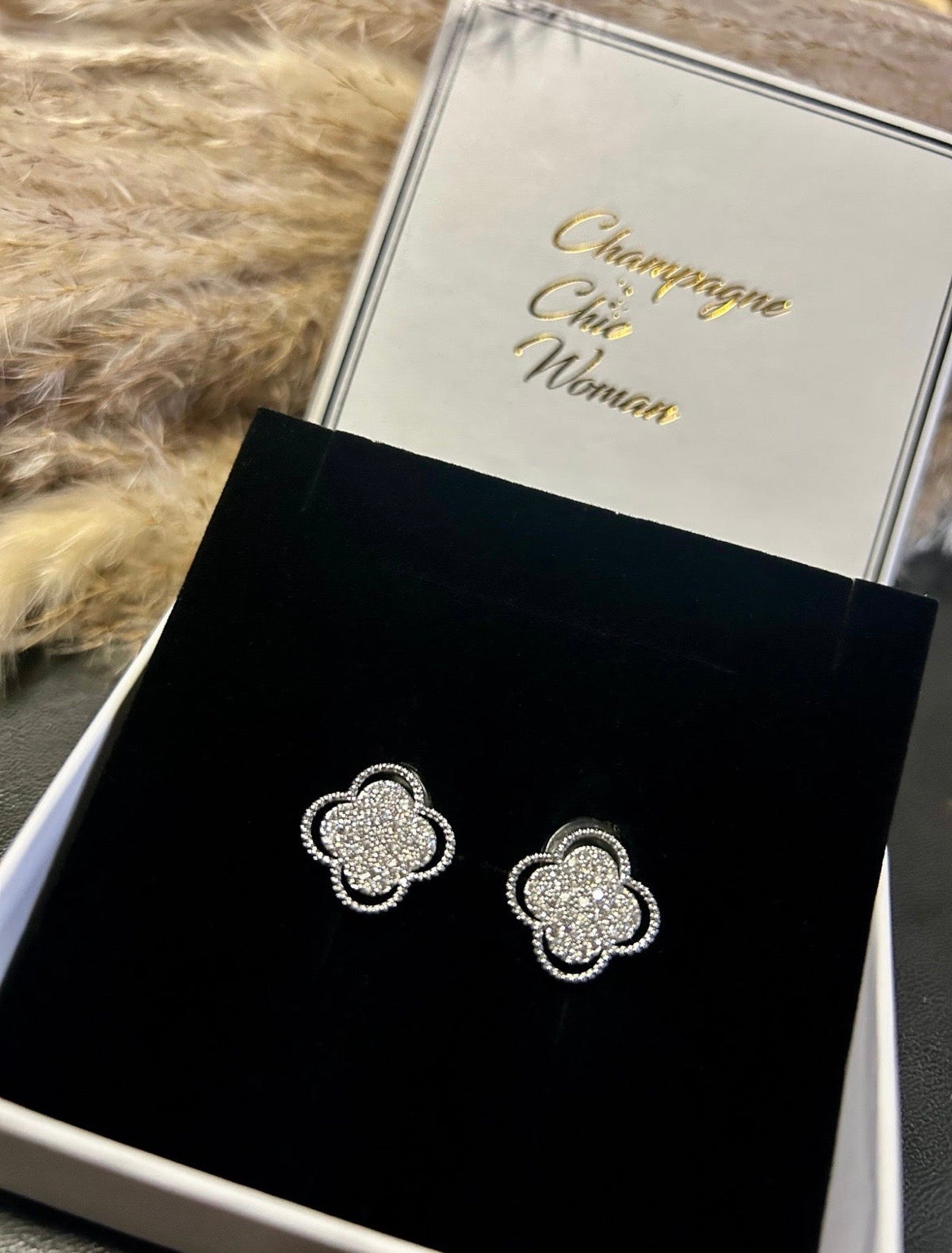 Lucky Clover Four Leaf 925 Silver Stud Cubic Zirconia Platinum Earrings