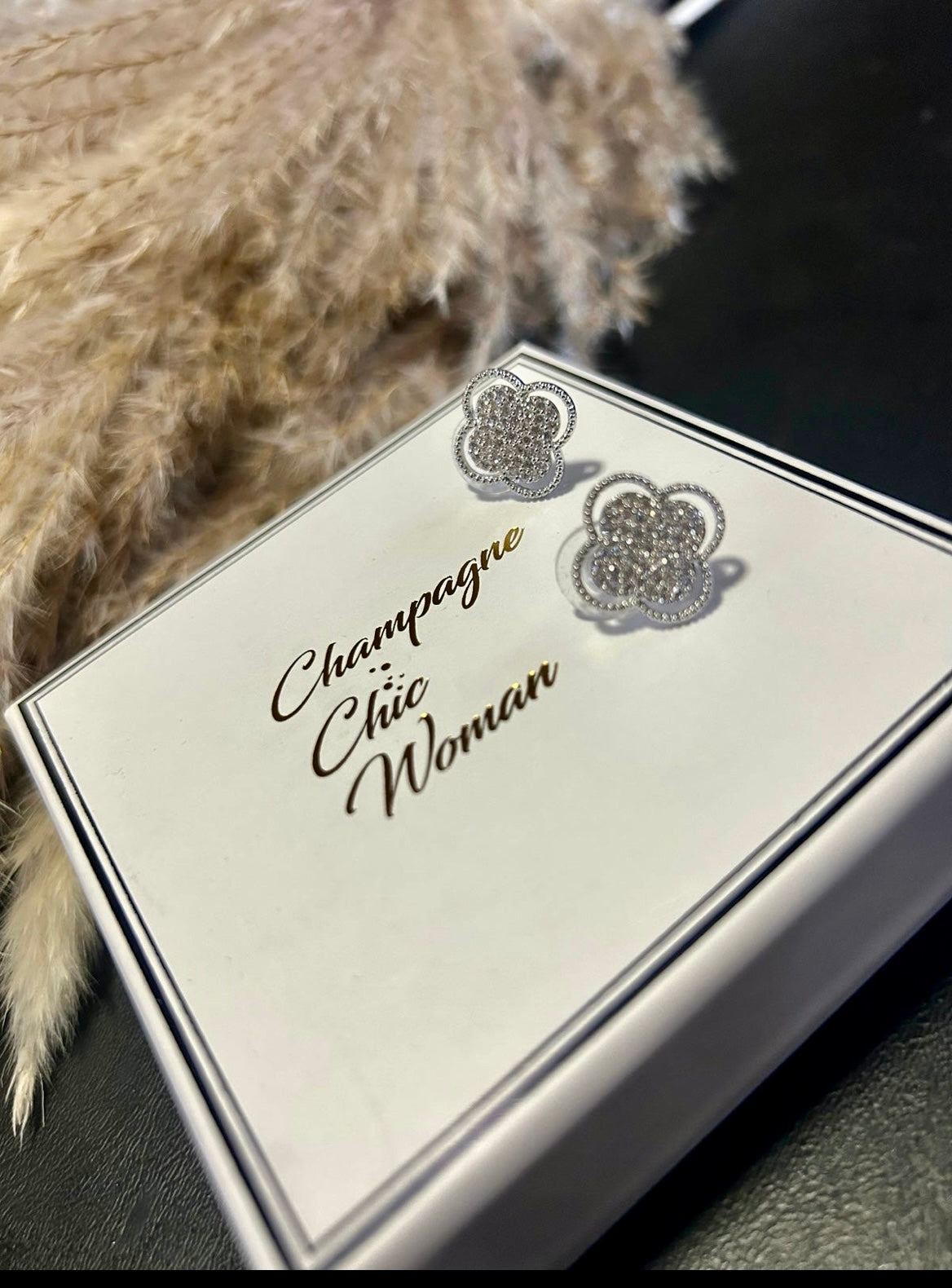 Lucky Clover Four Leaf 925 Silver Stud Cubic Zirconia Platinum Earrings